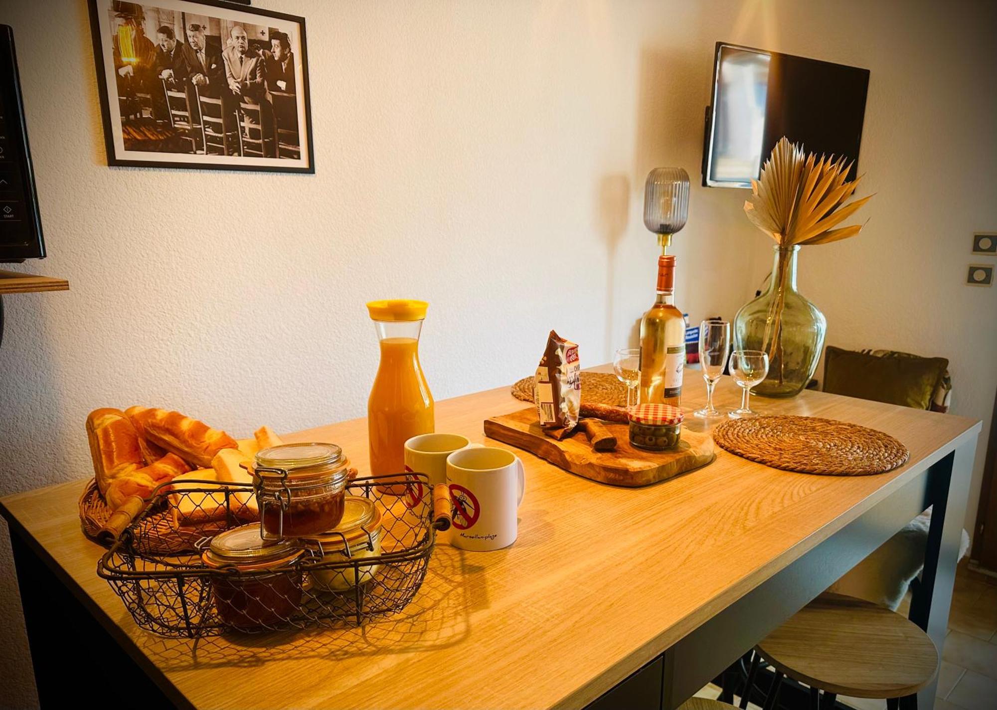 Residence Le Sunset Marseillan-Plage, Entre Mer Et Lagune De Thau, Etape Velo, Famille, Couple, Vrp, Toutou Admis, Jardin, Parking Prive Gratuit, Velos, Clim, Wifi Fibre Gratuite, Commodites, Plage Et Piste Cyclable A Proximite, 6 Couchages Nous Cont Kültér fotó