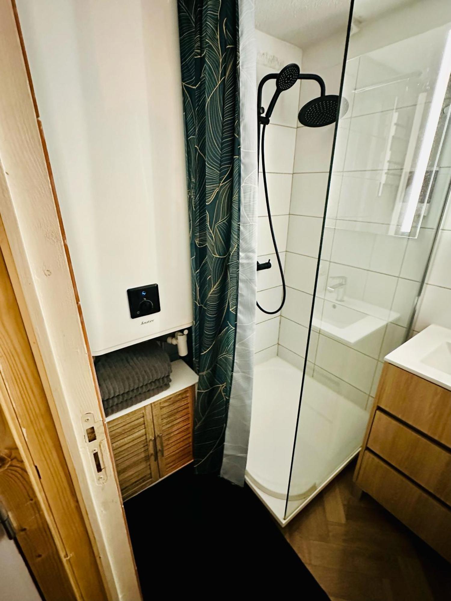 Residence Le Sunset Marseillan-Plage, Entre Mer Et Lagune De Thau, Etape Velo, Famille, Couple, Vrp, Toutou Admis, Jardin, Parking Prive Gratuit, Velos, Clim, Wifi Fibre Gratuite, Commodites, Plage Et Piste Cyclable A Proximite, 6 Couchages Nous Cont Kültér fotó